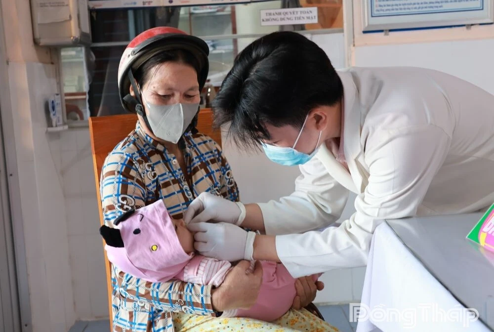 Đồng Tháp: Luân phiên, luân chuyển, điều động bác sĩ làm việc có thời hạn tại trạm y tế cấp xã