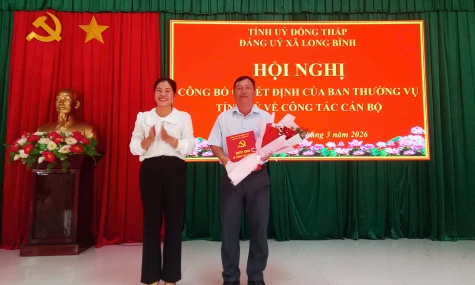 Xã Long Bình: Triển khai các quyết định về công tác cán bộ