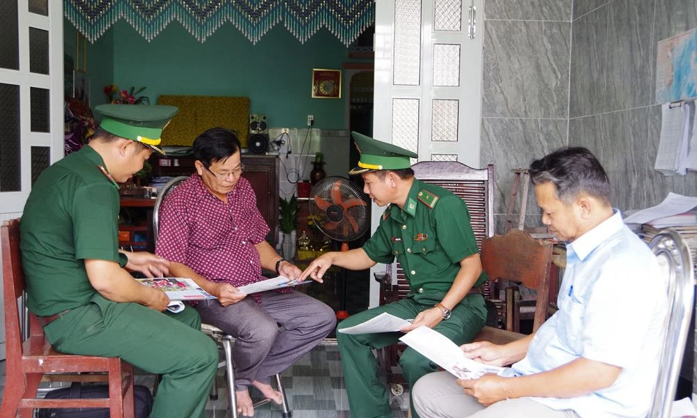 Hành trình “tuyến đầu” giúp dân thoát nghèo, giữ biên cương