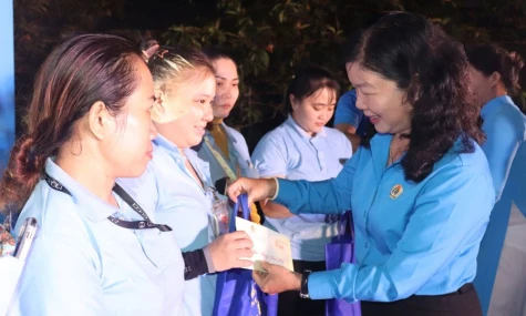 Công đoàn đồng hành cùng người lao động