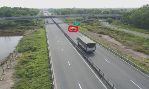 Dừng xe sai quy định trên cao tốc: 
Hiểm hoạ rình rập