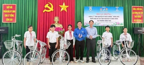 Nhiều hoạt động “Tình nguyện vì Biên cương”