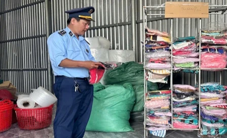 Xử phạt hộ kinh doanh buôn bán hàng hóa không rõ nguồn gốc, xuất xứ trên mạng xã hội