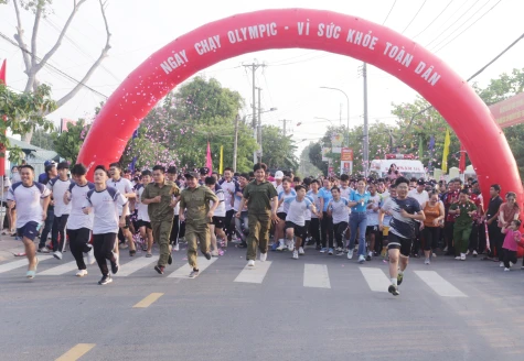 Phường Mỹ Ngãi: Hơn 1.000 vận động viên hưởng ứng Ngày chạy Olympic