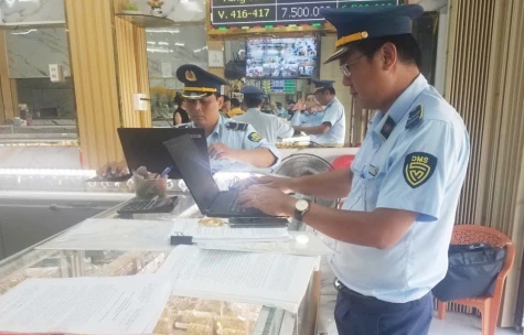 Xử phạt 9 doanh nghiệp kinh doanh vàng trang sức giả mạo nhãn hiệu, vi phạm về nhãn hàng hóa