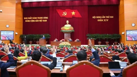 Bế mạc Hội nghị lần thứ hai Ban Chấp hành Trung ương Đảng khóa XIV