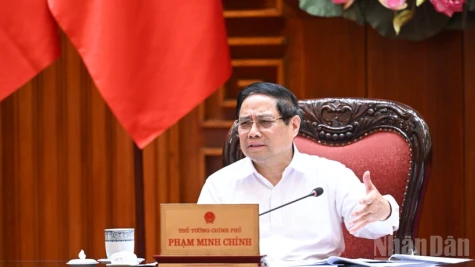 Không để thiếu nguồn cung xăng dầu; khẩn trương xây dựng kho dự trữ chiến lược