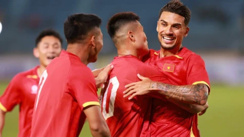 Tuyển Việt Nam thắng đẹp, Hoàng Hên gây ấn tượng mạnh