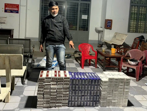 Bắt 3 vụ vận chuyển thuốc lá lậu trong 1 giờ