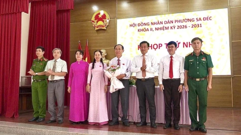 HĐND phường Sa Đéc khóa II tổ chức Kỳ họp thứ nhất kiện toàn các chức danh chủ chốt