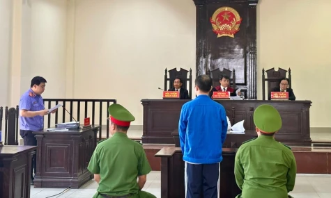 Trộm hơn 145 triệu đồng, lãnh án 4 năm 6 tháng tù