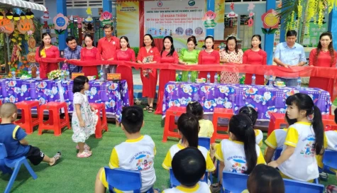 Xã Tân Thành: Khánh thành Bếp ăn bán trú trị giá 300 triệu đồng