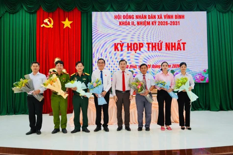 HĐND xã Vĩnh Bình, khóa II tổ chức Kỳ họp thứ nhất bầu các chức danh lãnh đạo chủ chốt