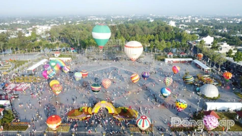 When Space Expands, Experiences Awaken