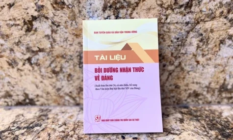 Nâng cao bồi dưỡng nhận thức về Đảng trong giai đoạn phát triển mới