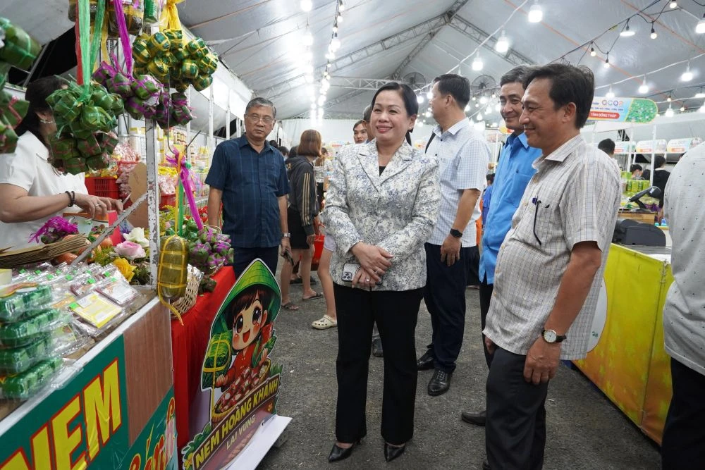 Tập trung chuyển đổi số, thúc đẩy tiêu dùng sản phẩm, dịch vụ trên môi trường số