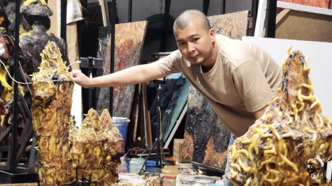 Lê Hữu Hiếu: Nghệ sĩ Việt Nam duy nhất có triển lãm cá nhân ở Venice Biennale lần thứ 61