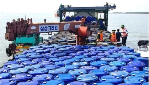 Siết chặt quản lý kinh doanh, vận chuyển xăng dầu khu vực biên giới