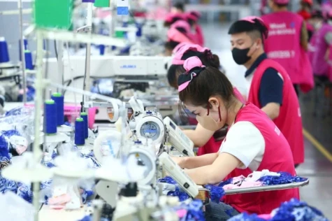 Công đoàn lấy ý kiến lao động về hoán đổi nghỉ lễ