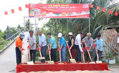 Mỹ Quí khởi công xây dựng cầu Tabiket 36