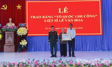 Phường Gò Công: Trao Bằng “Tổ quốc ghi công” cho thân nhân liệt sĩ Lê Văn Hoa