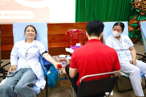 Bệnh viện Đa khoa Tiền Giang: Hơn 200 tình nguyện viên tham gia hiến máu tình nguyện