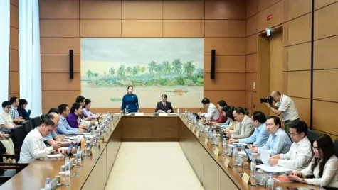 Miễn viện phí và khám sàng lọc: Cần cách làm hiệu quả cho 100 triệu dân