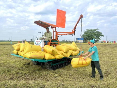 Người “phù thủy” cơ khí