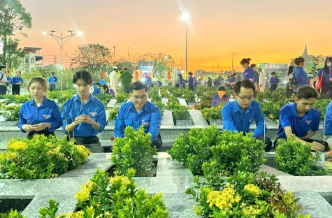 Phát huy truyền thống “Uống nước nhớ nguồn, đền ơn đáp nghĩa”