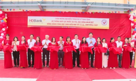 Tổng kết 4 năm thực hiện Dự án "Nước sạch học đường" tại xã Cái Bè