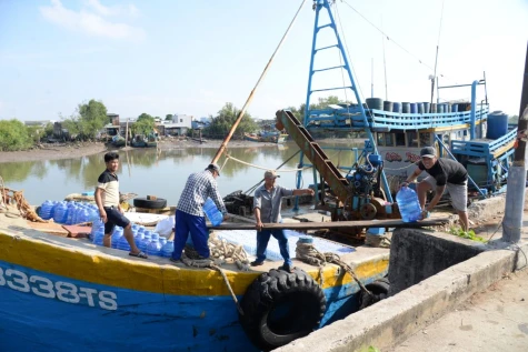 Bài 1: “Cơn sóng” chi phí lan rộng