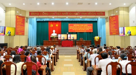 Tiên phong định hướng tư tưởng theo hướng chuyên nghiệp, hiện đại, nhân văn, hiệu quả