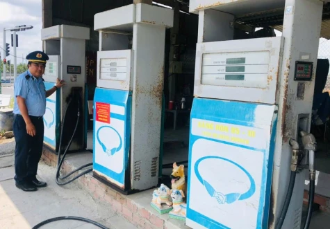 Xử phạt 1 công ty kinh doanh xăng, dầu không đăng ký hệ thống phân phối