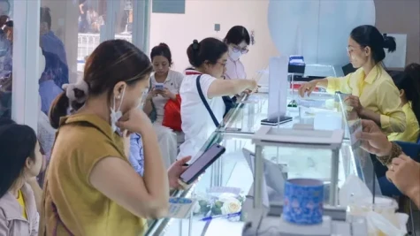 Chiều 15-4, giá vàng hạ nhiệt