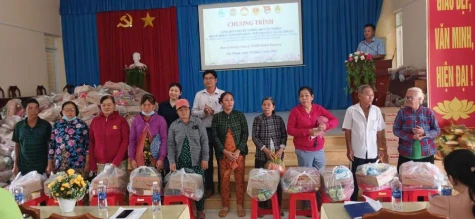 Gia Thuận: Trao quà cho Công đoàn viên có hoàn cảnh khó khăn