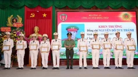 Họp mặt kỷ niệm 80 năm  Ngày truyền thống lực lượng Cảnh sát quản lý hành chính về trật tự xã hội