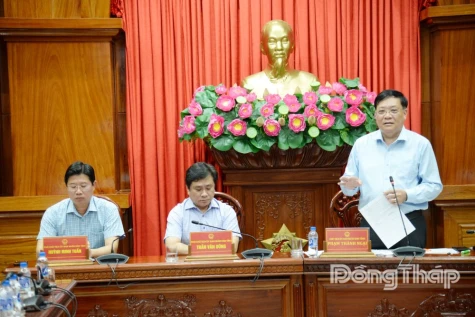 Tập trung đẩy nhanh tiến độ giải ngân vốn đầu tư công