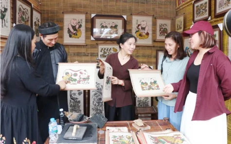 Những người góp phần quảng bá và gìn giữ di sản