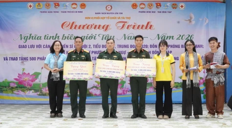 Tổ chức Chương trình “Nghĩa tình biên giới Tây Nam” tại phường Hồng Ngự