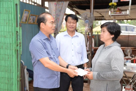 Đồng Tháp: Thăm hỏi, động viên các hộ dân bị thiệt hại do mưa dông