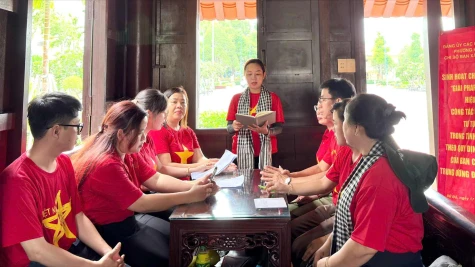 Giữ chuẩn văn hóa Đảng trong thời đại số