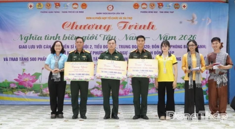 Hong Ngu Ward hosts "Southwest Border Affection" program