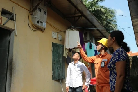 Từ ngày 25-5, phạt đến 30 triệu đồng với chủ nhà trọ thu tiền điện giá cao