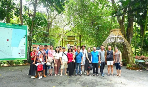 Xẻo Quít “kể chuyện” lịch sử bằng ngôn ngữ hiện đại