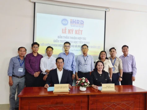 Trường Đại học Tiền Giang ký kết hợp tác đào tạo nguồn nhân lực