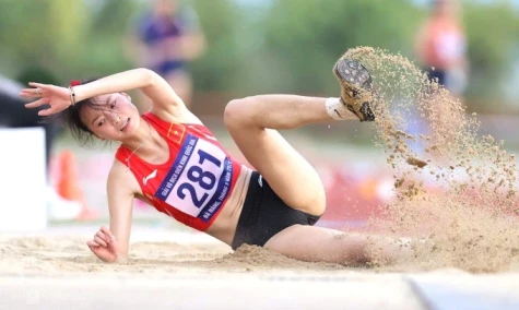 'Bóng hồng' nhảy xa giành HC vàng châu Á