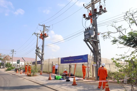 Công ty Điện lực Đồng Tháp: Nâng cao chất lượng phục vụ khách hàng từ hội thi nghiệp vụ