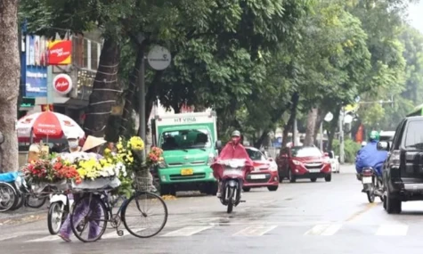 Ngày 26-4, mưa dông xuất hiện nhiều khu vực, Nam bộ tiếp tục nắng nóng