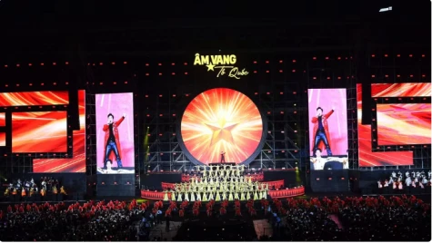 Ấn tượng chương trình nghệ thuật đặc biệt “Âm vang Tổ quốc”