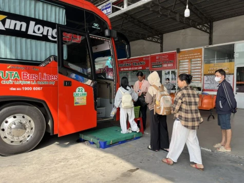 Đảm bảo công tác vận tải và trật tự an toàn 
giao thông dịp nghỉ Lễ 30-4 và 1-5